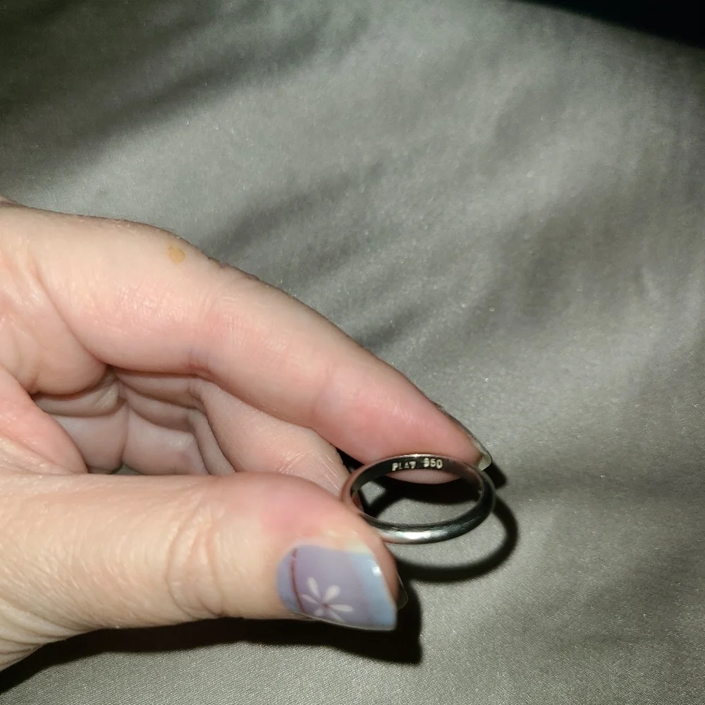 Platinum wedding band size 5